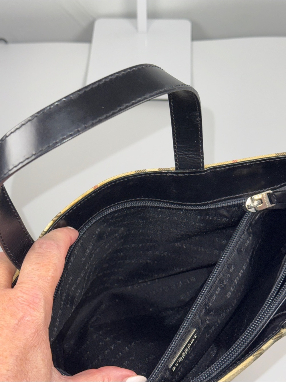 Burberry Nova check Leather-Trim Tote - Picture 8 of 12